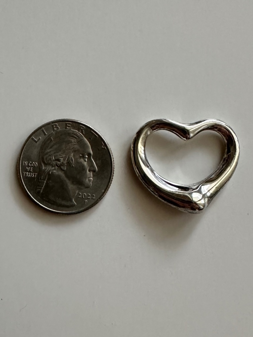 Tiffany & Co Elsa Peretti Open Heart Pendant 27mm - rare size, retired size! - Picture 7 of 9